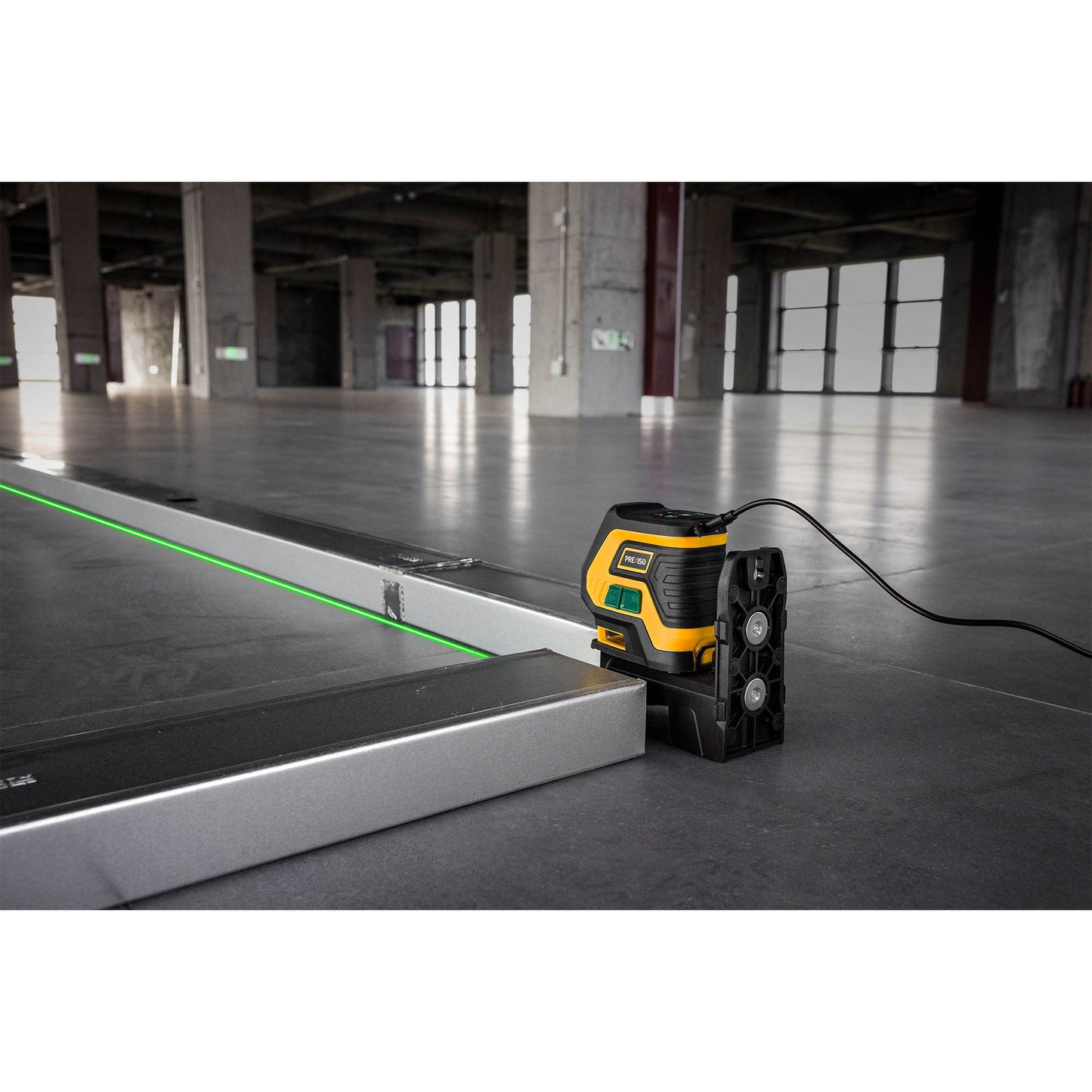 Prexiso P2LC15DG Επανφορτιζόμενο Αλφάδι Laser Σταυρού & Κατακόρυφη Ευθυγράμμιση (Πράσινη Δέσμη) 30m